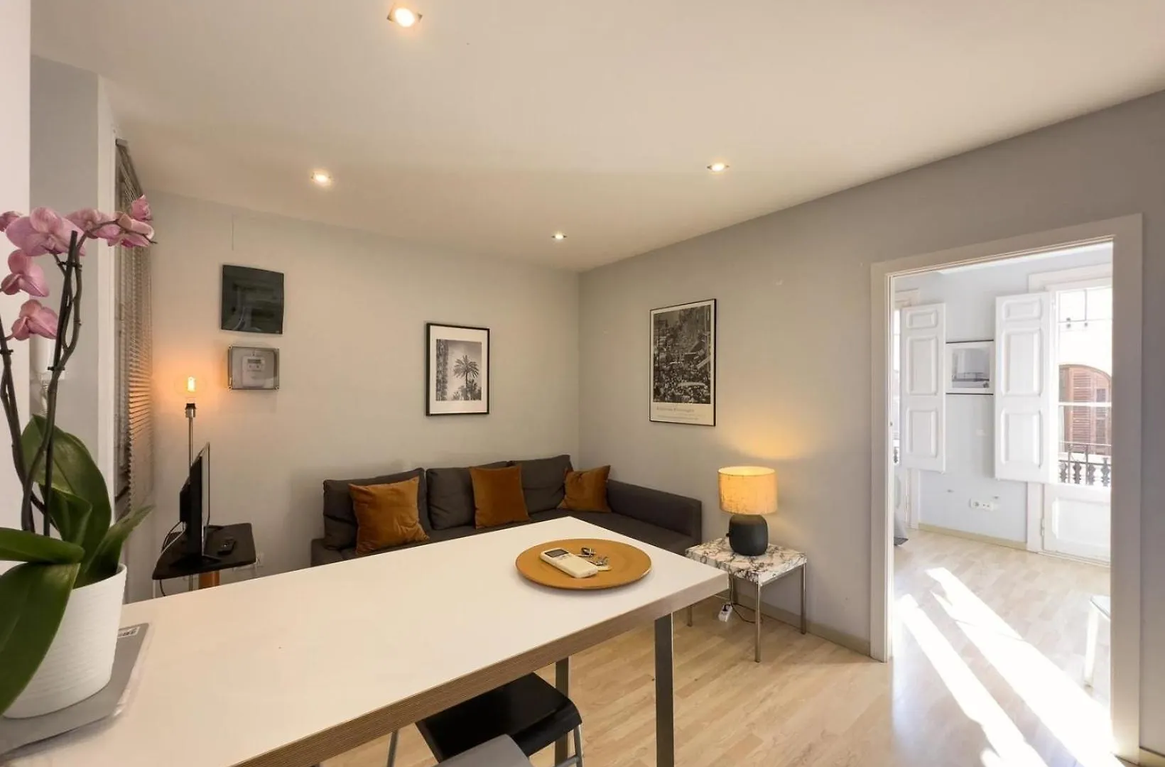 Ferienwohnung Fuer 3 Personen Ca 40 Qm In Barcelona-Gracia, Costa Brava Costa Del Maresme Barcelona